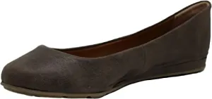 American Rag Womens Ellie Closed Toe Ballet Flats, Cognac, Size 5.0