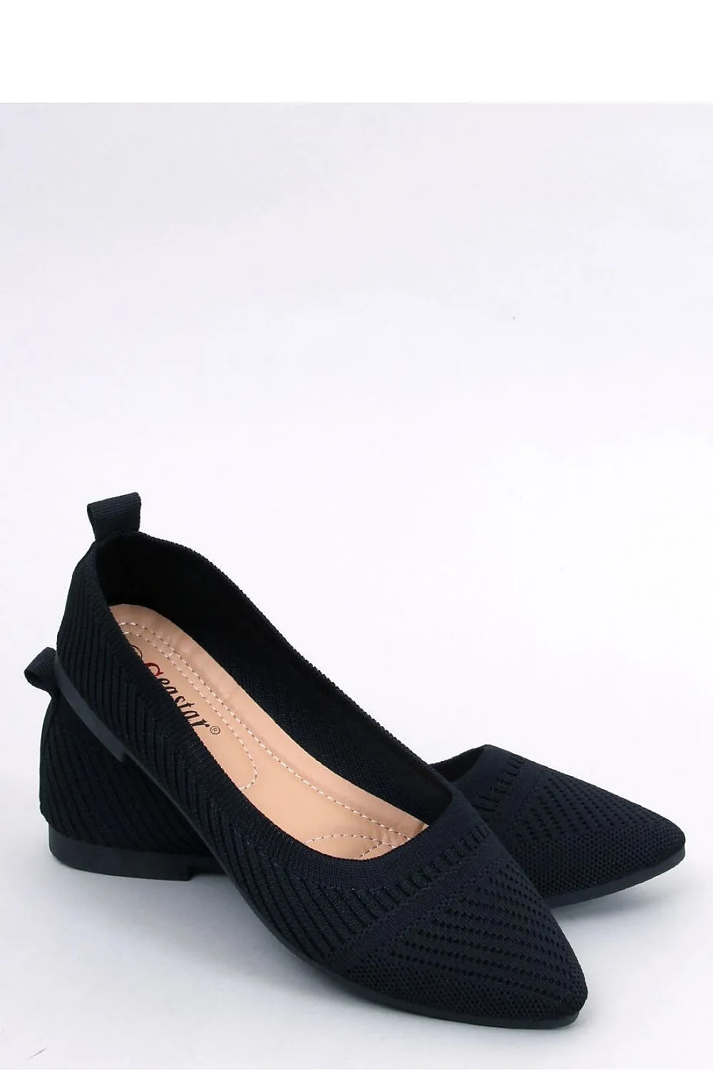 Ballet flats