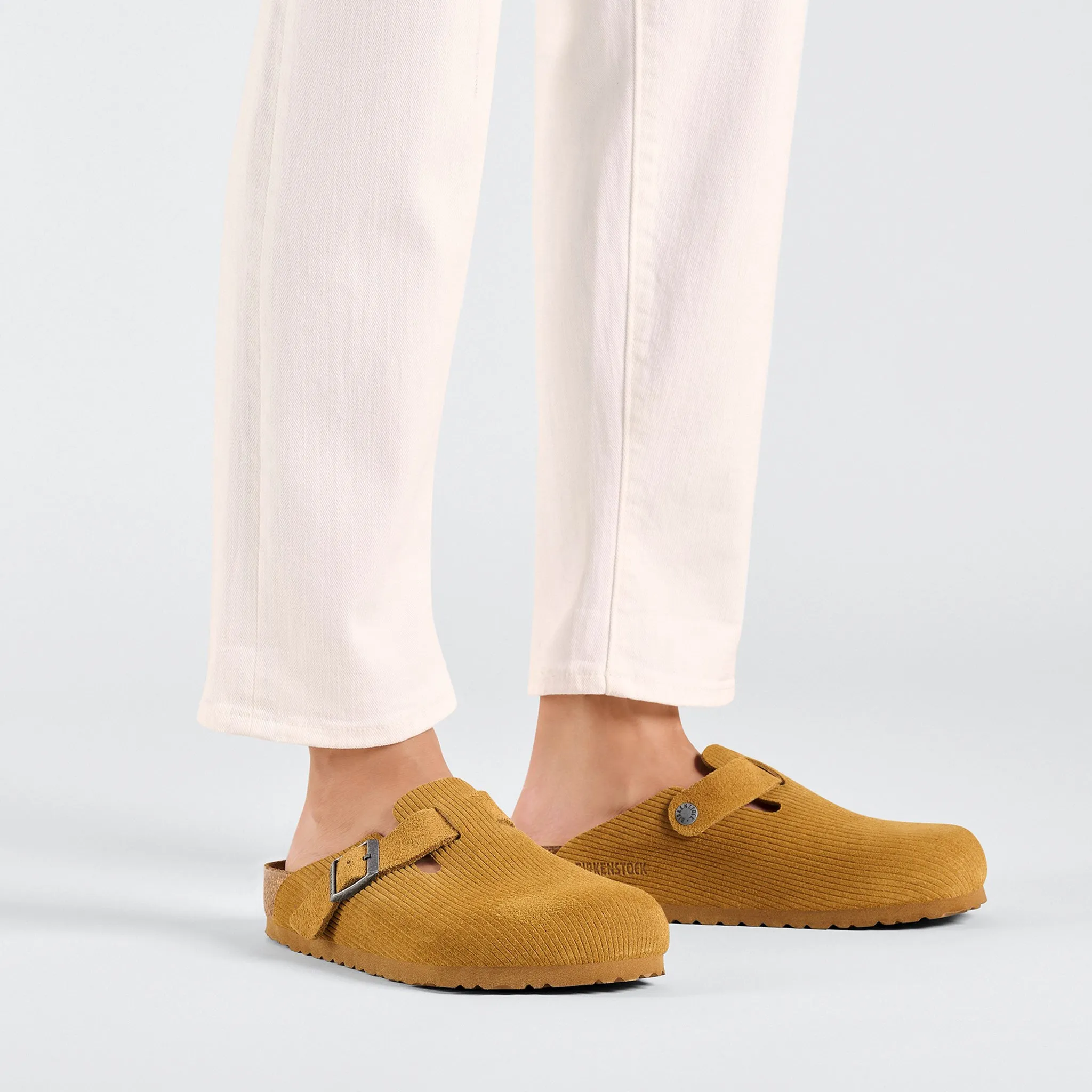 Boston Suede Embossed Clogs - Corduroy Cork Brown
