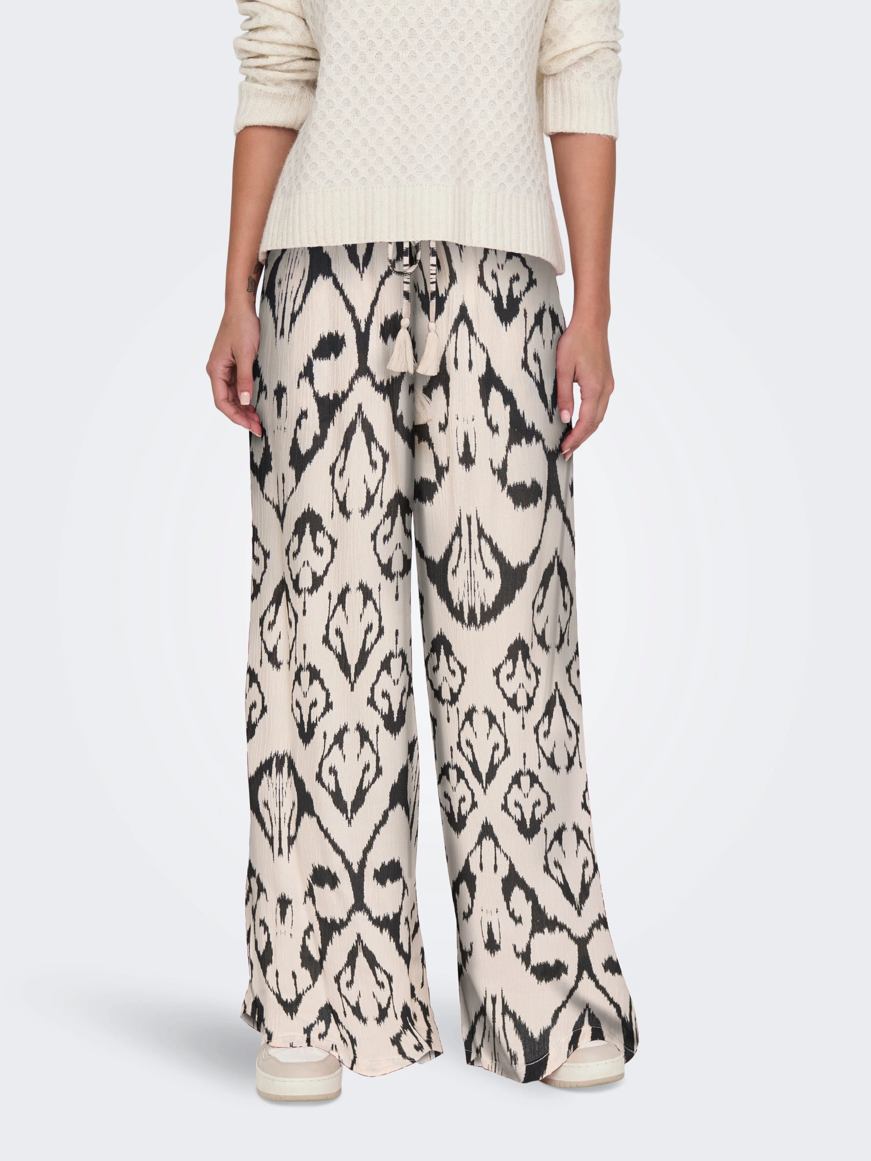Bree Patteren Wide Leg Trousers Cream