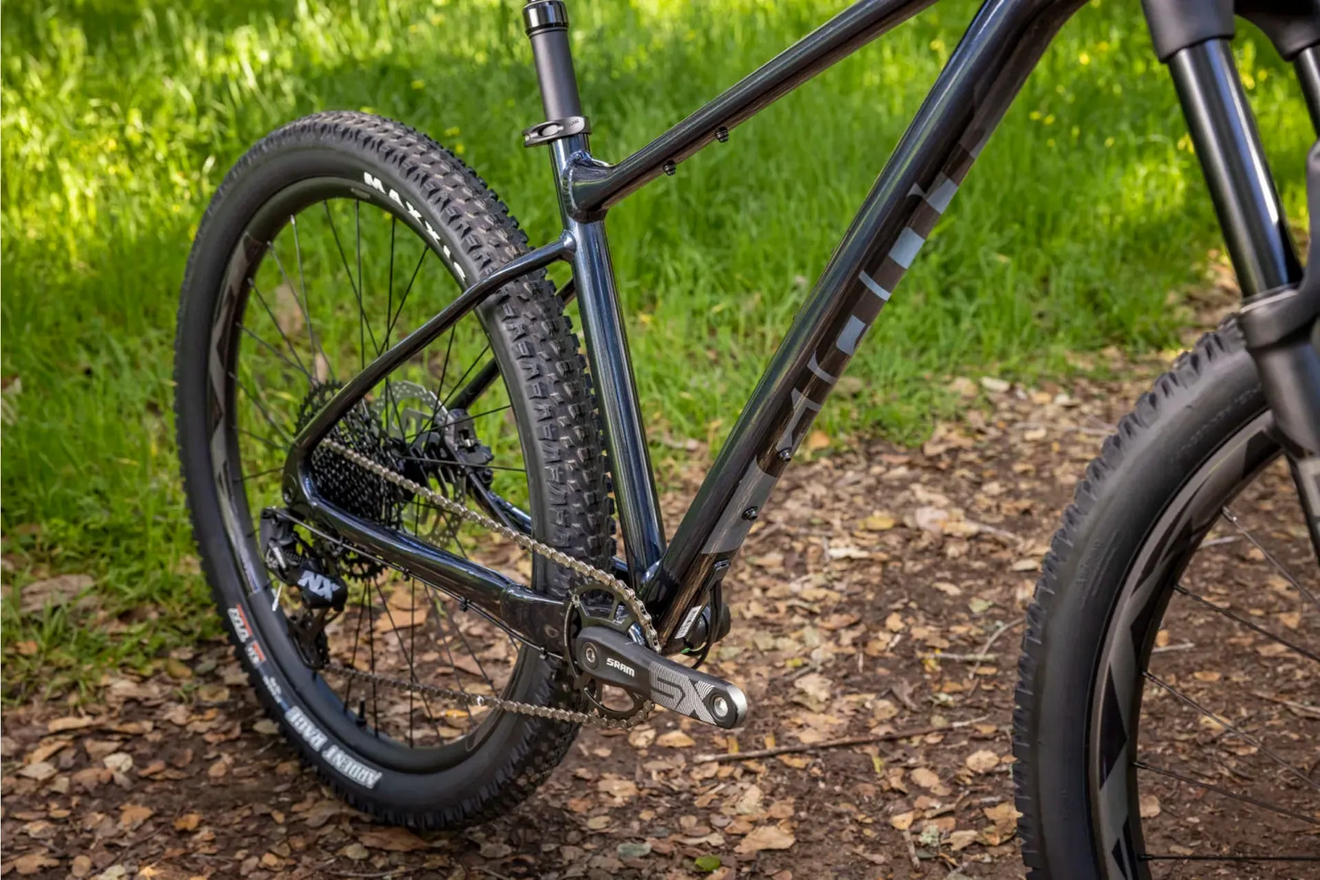 GIANT FATHOM 1 HARDTAIL MTB BIKE 2023 GLOSS COLD NIGHT