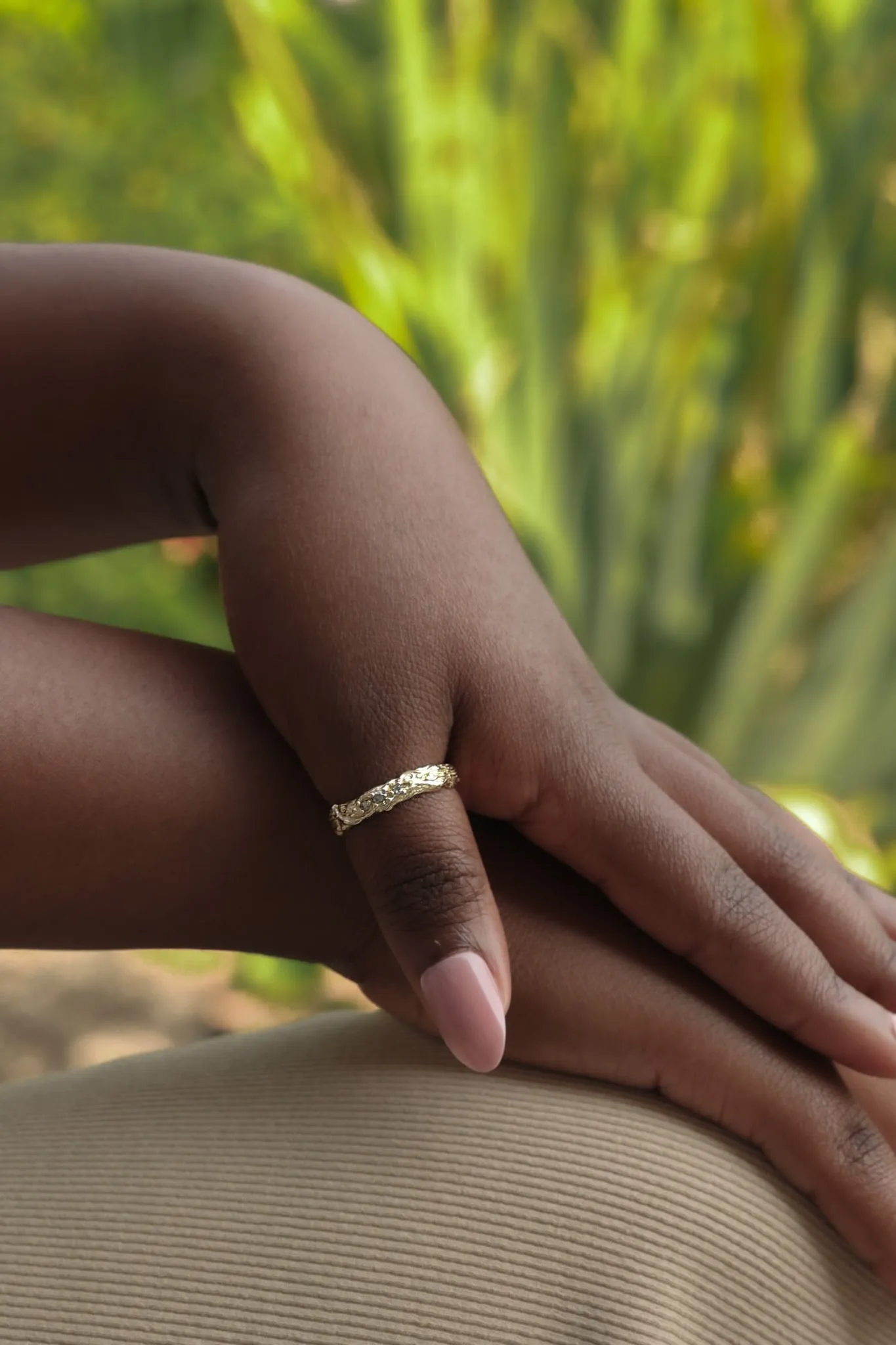 Golden Willow Branch Band with Honey Diamonds