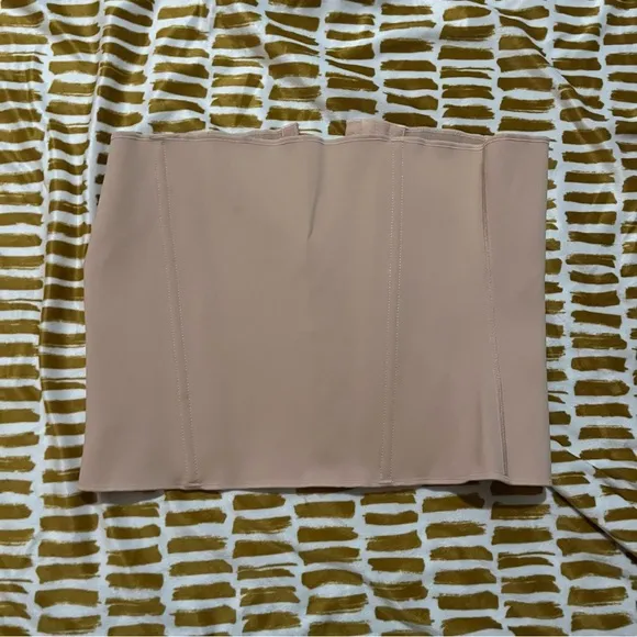 New Skims by Kim Kardashian The sculpting waist trainer in Clay