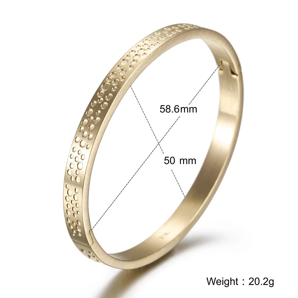 Punched smooth surface bracelet-NSB1663ST