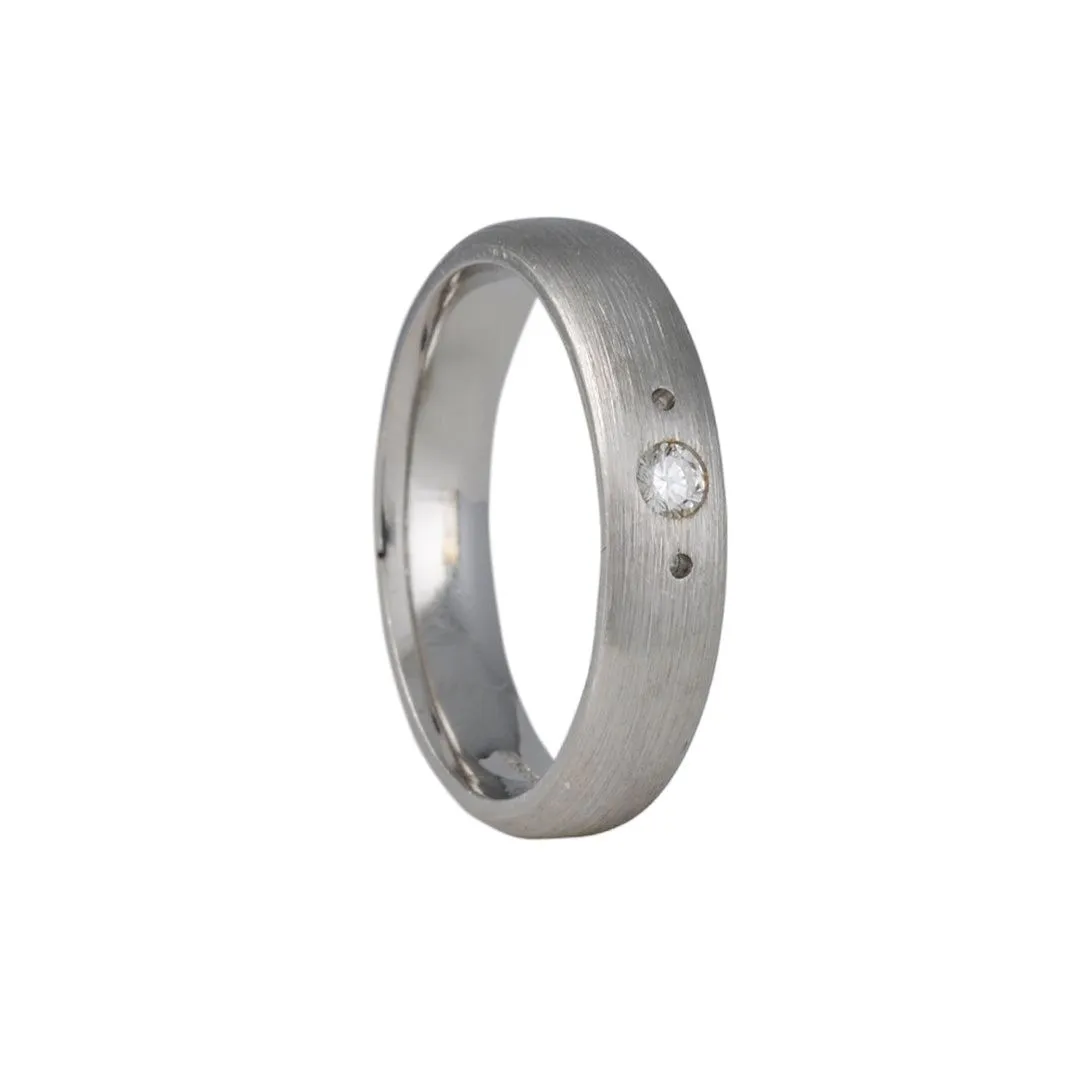 SALE - Men's Engagement Ring with Diamond