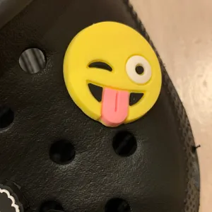 SHOE CHARMS - WINK EMOJI