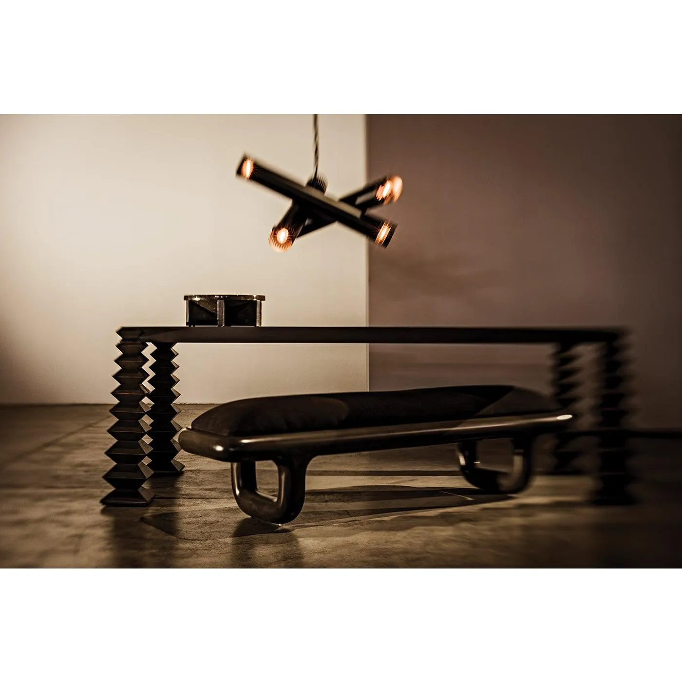 Sigmund Bench