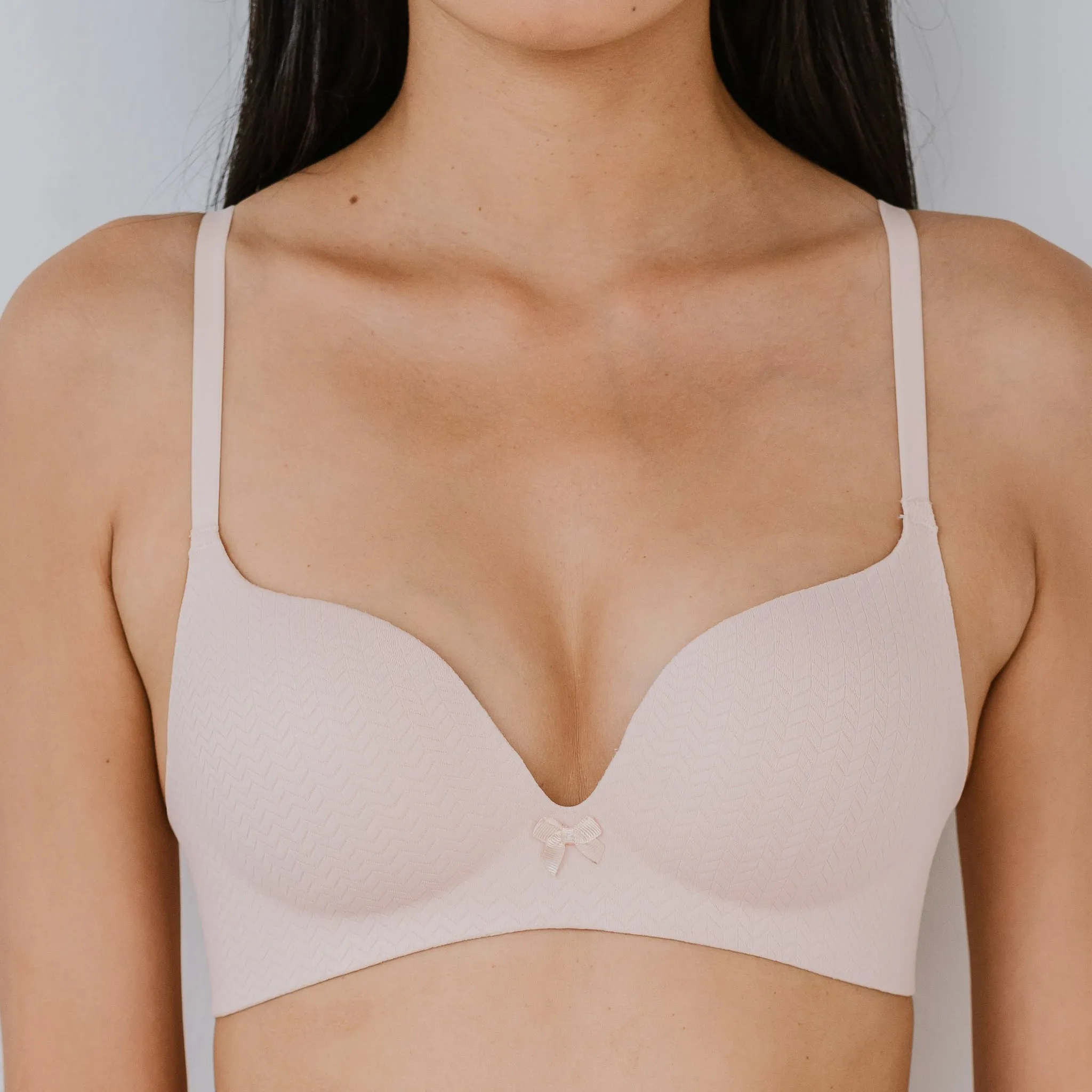 Sleek Chevron! Seamless Wireless Push Up Bra in Blush Pink (Size XL only)