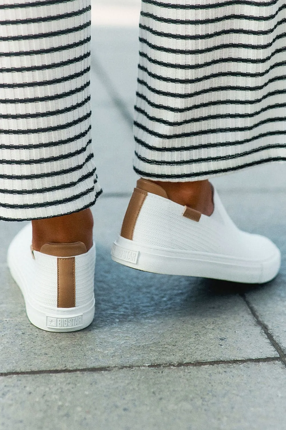Sneakers Step in style