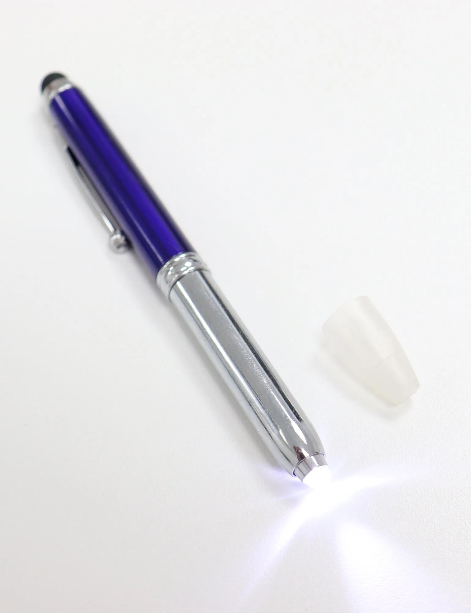 Stylus 3 in 1 Multi Utility Pen Light