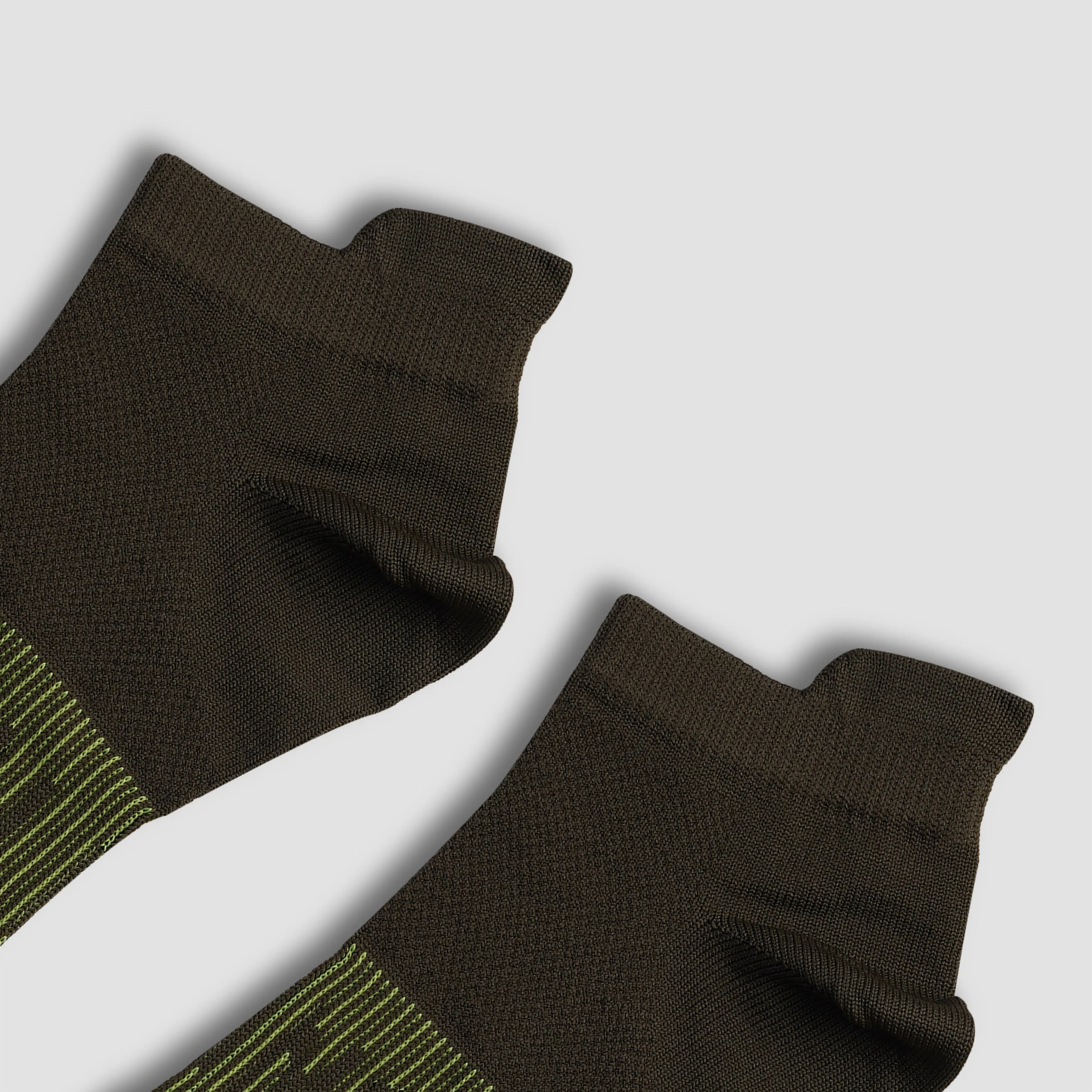 Swift Quarter Socks (Olive)