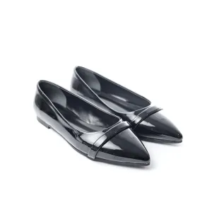 Timeless Pointed Flats