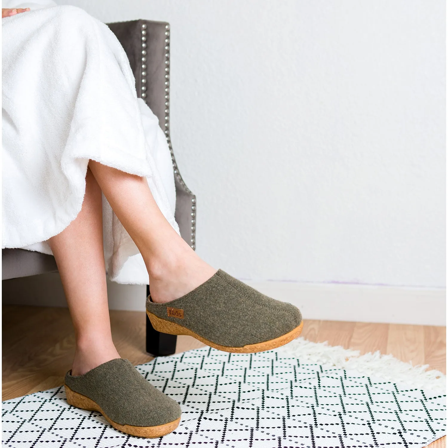 Women's Taos Woollery Olive Wool