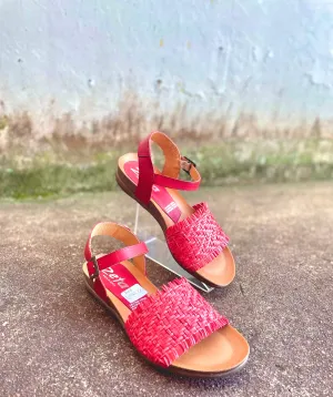 Zeta Pareto Woven Red Sandal